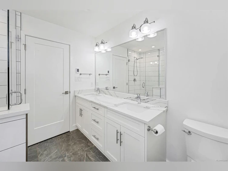 1023 Englewood Avenue, Langford, BC, V9C 2Y8 - 32