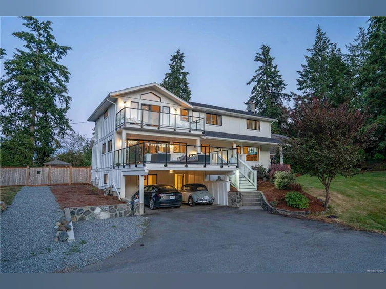 4821 Elk Road, Saanich, BC, V9E 2E6
