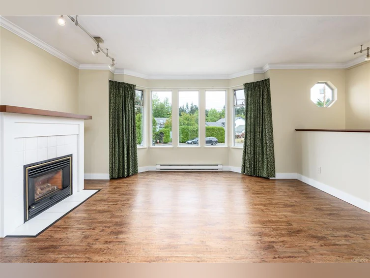 1671 Maquinna Avenue, Comox, BC, V9M 3K9 - 6