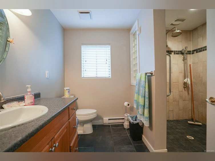 2395 14th Avenue, Port Alberni, BC, V9Y 2Y3 - 24
