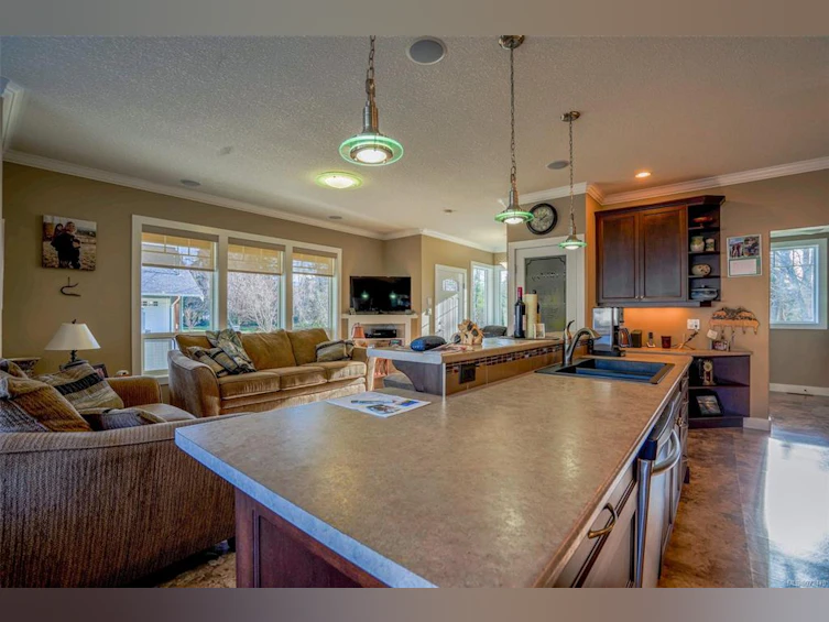 5271 Forrest Road, Port Alberni, BC, V9Y 7A9 - 7