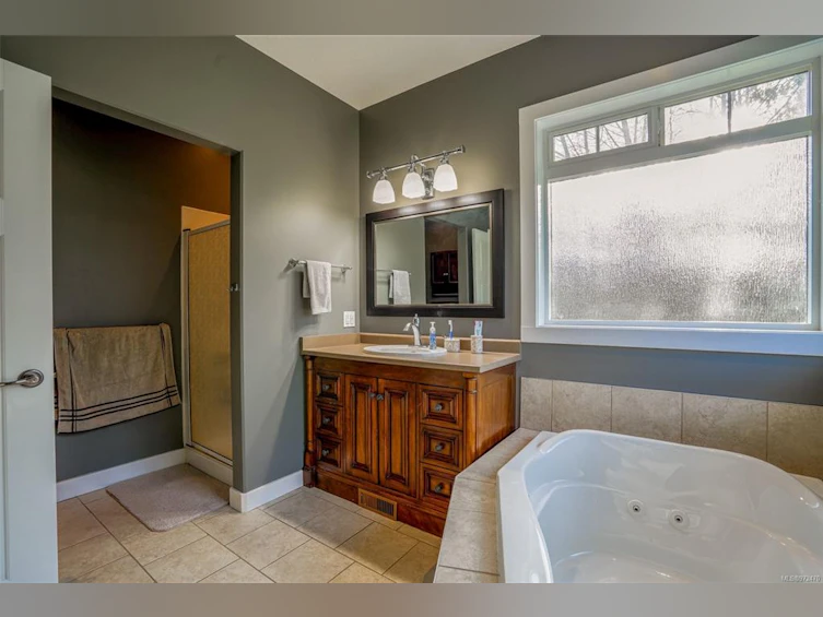 5271 Forrest Road, Port Alberni, BC, V9Y 7A9 - 21