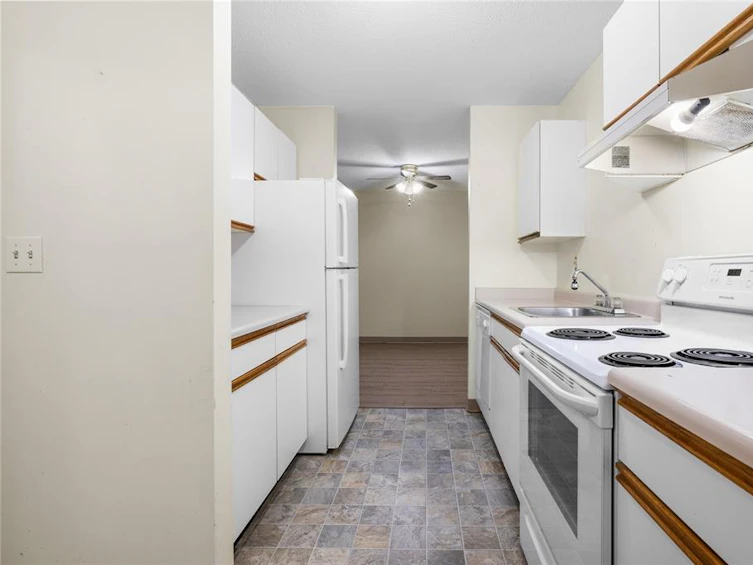 107-3089 Barons Road, Nanaimo, BC, V9T 3Y6 - 2