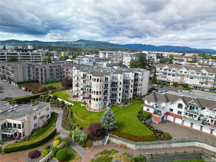 5C-9851 Second Street, Sidney, BC, V8L 3C7 - 29