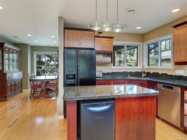 7103 Hagan Road, Central Saanich, BC, V8M 1L4 - 3