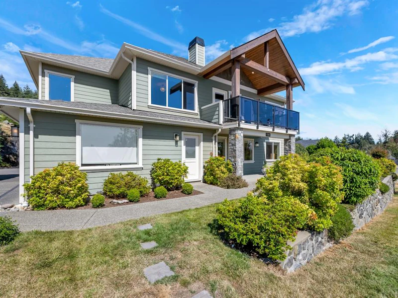 7305 Mugford's Landng, Sooke BC V9Z 1M8