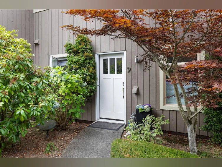 9-240 Higson Crescent, Qualicum Beach, BC, V9K 2B4 - 16