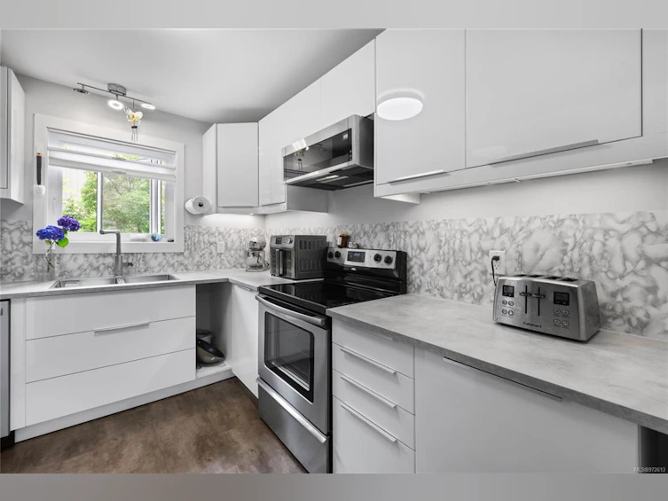 9-240 Higson Crescent, Qualicum Beach, BC, V9K 2B4 - 20