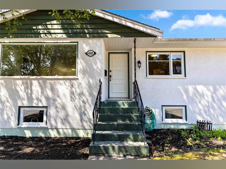 430 Lampson Street, Esquimalt, BC, V9A 5Z2 - 8