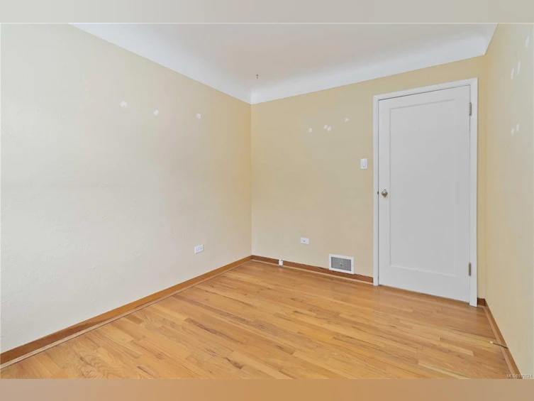 430 Lampson Street, Esquimalt, BC, V9A 5Z2 - 30