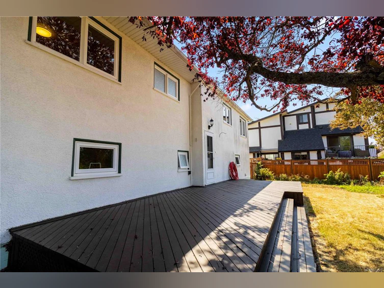 430 Lampson Street, Esquimalt, BC, V9A 5Z2 - 54