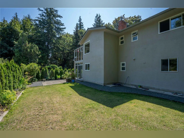 5091 Catalina Terrace, Saanich, BC, V8Y 2A6 - 33