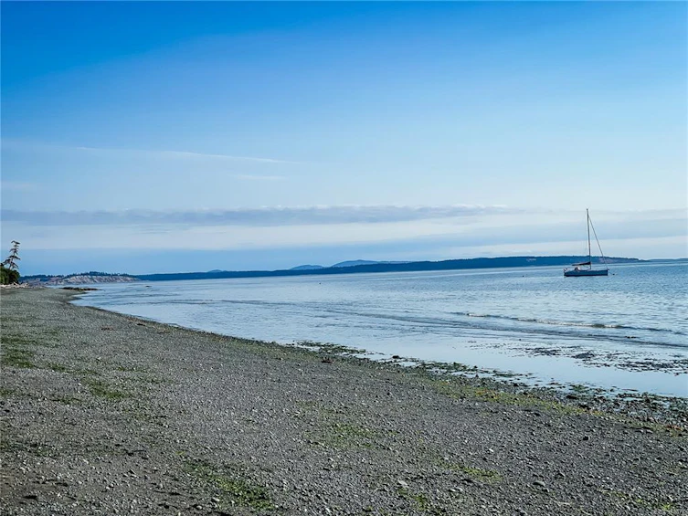 5091 Catalina Terrace, Saanich, BC, V8Y 2A6 - 49