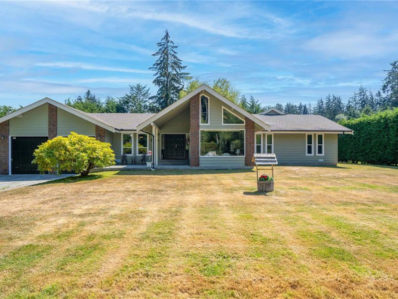7079 Deerlepe Road, Sooke BC V9Z 0T1