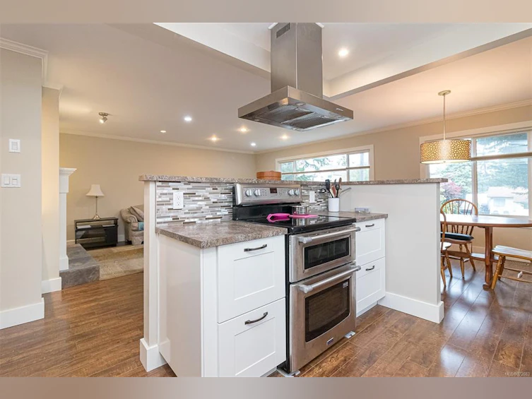 2357 Malaview Avenue, Sidney, BC, V8L 2G1 - 11