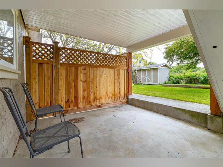 2357 Malaview Avenue, Sidney, BC, V8L 2G1 - 33