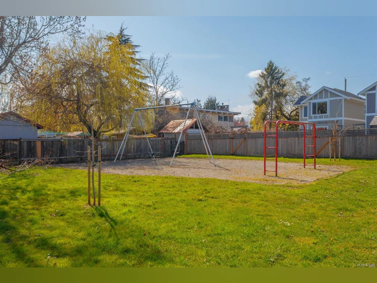 2357 Malaview Avenue, Sidney, BC, V8L 2G1 - 49
