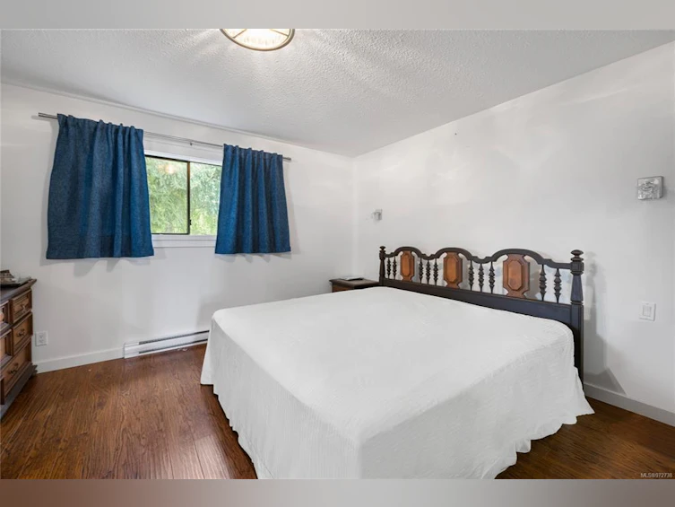 886 Cavin Road, French Creek, BC, V9P 1Z9 - 7