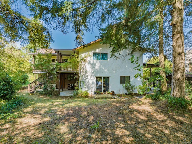 886 Cavin Road, French Creek, BC, V9P 1Z9 - 37