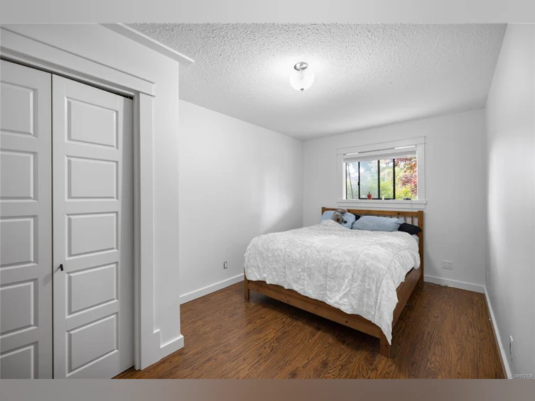 886 Cavin Road, French Creek, BC, V9P 1Z9 - 41
