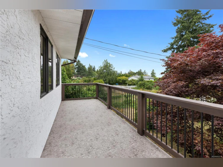 886 Cavin Road, French Creek, BC, V9P 1Z9 - 47