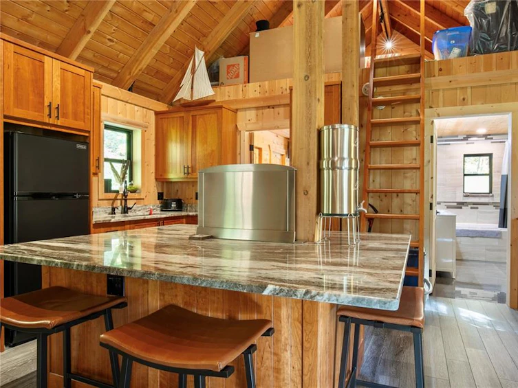 6049 West Riverbottom Road, Lake Cowichan, BC, V9L 6H7 - 22