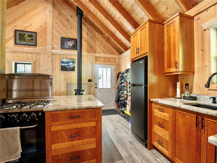 6049 West Riverbottom Road, Lake Cowichan, BC, V9L 6H7 - 27
