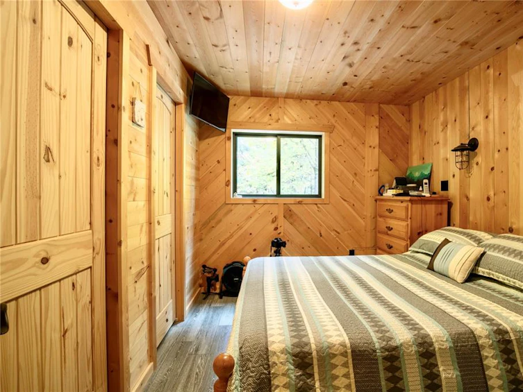 6049 West Riverbottom Road, Lake Cowichan, BC, V9L 6H7 - 38