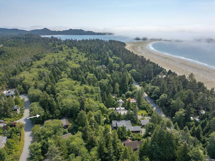 1241 Howard Drive, Tofino, BC, V0R 2Z0 - 2