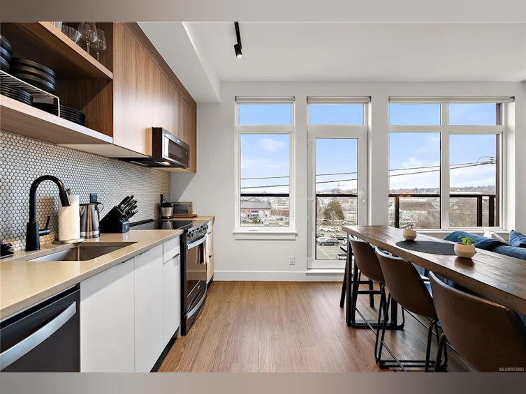 415-515 Chatham Street, Victoria, BC, V8T 0C8 - 9
