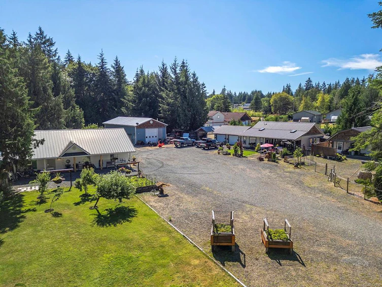 135 Jamieson Road, Bowser/Deep Bay, BC, V0R 1G0
