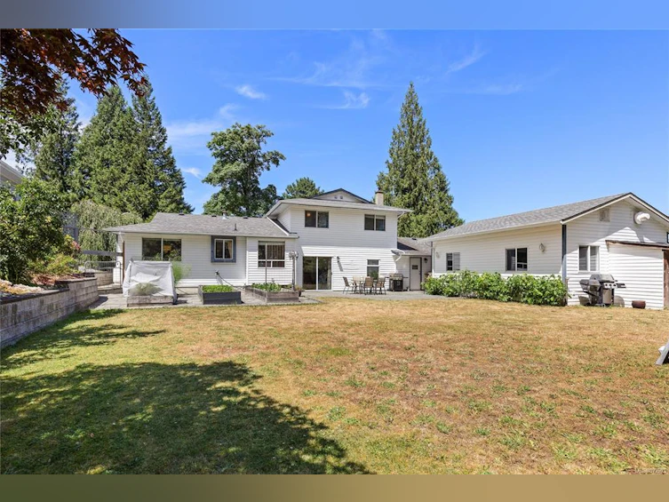 250 Westwood Road, Nanaimo, BC, V9R 6S3 - 2