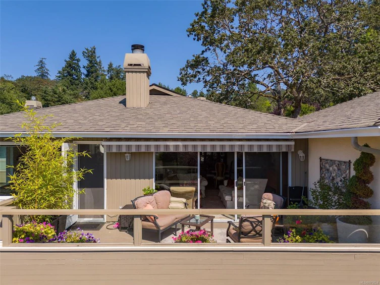 14-899 Royal Oak Avenue, Saanich, BC, V8X 3T3 - 35