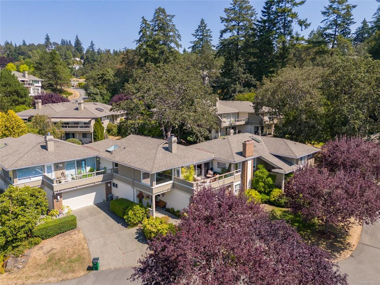 14-899 Royal Oak Avenue, Saanich, BC, V8X 3T3 - 44