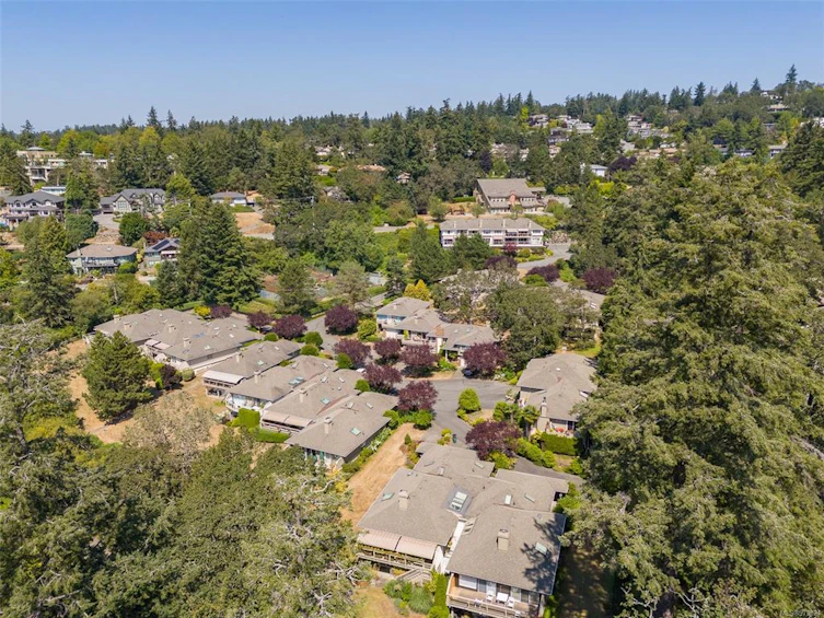 14-899 Royal Oak Avenue, Saanich, BC, V8X 3T3 - 55