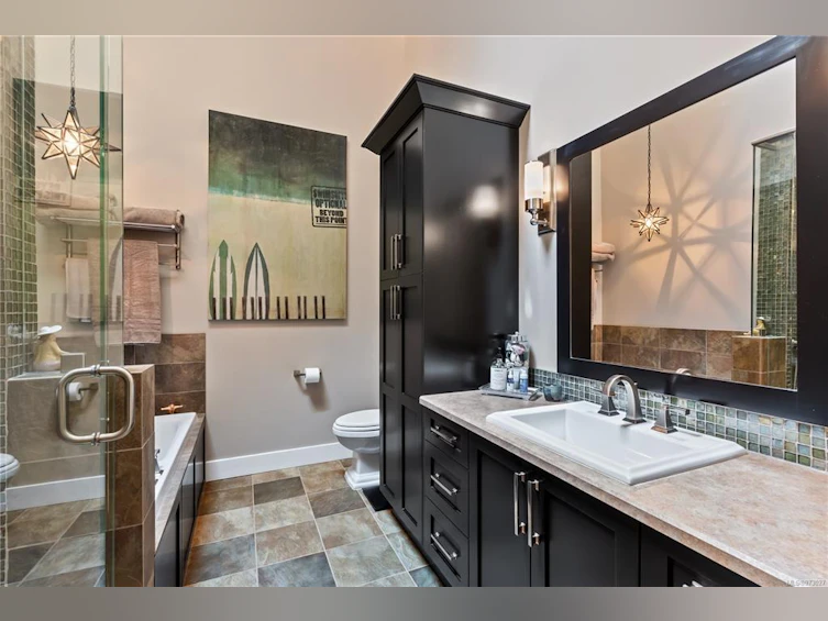 1370 Edwards Place, Ucluelet, BC, V0R 3A0 - 23
