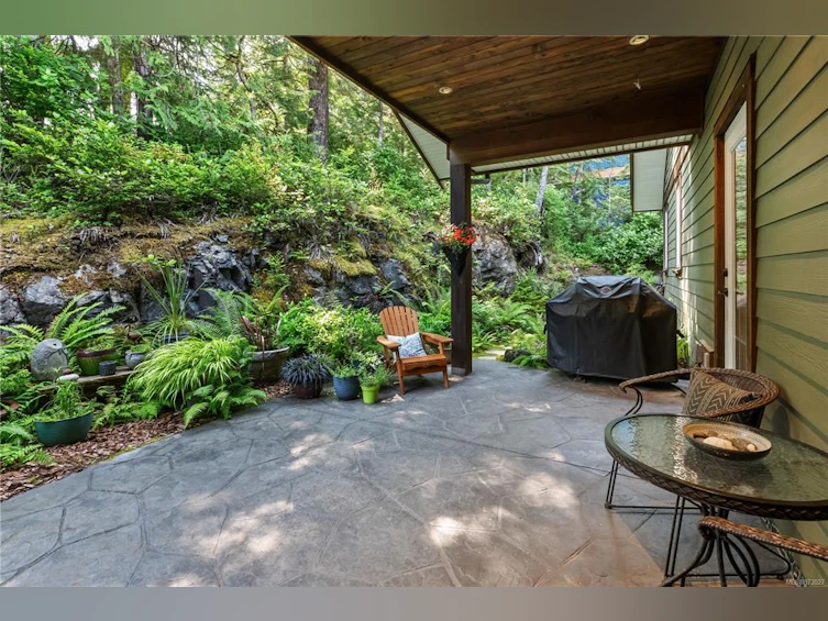 1370 Edwards Place, Ucluelet, BC, V0R 3A0 - 30