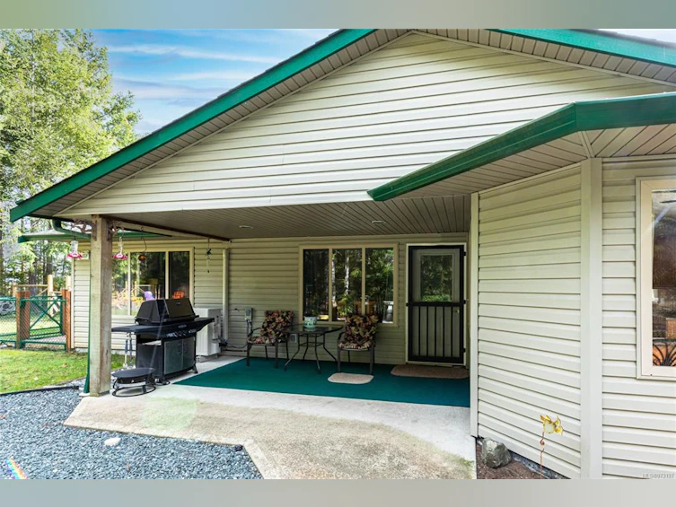 1873 Galvin Place, Qualicum Beach, BC, V9K 2V3 - 2