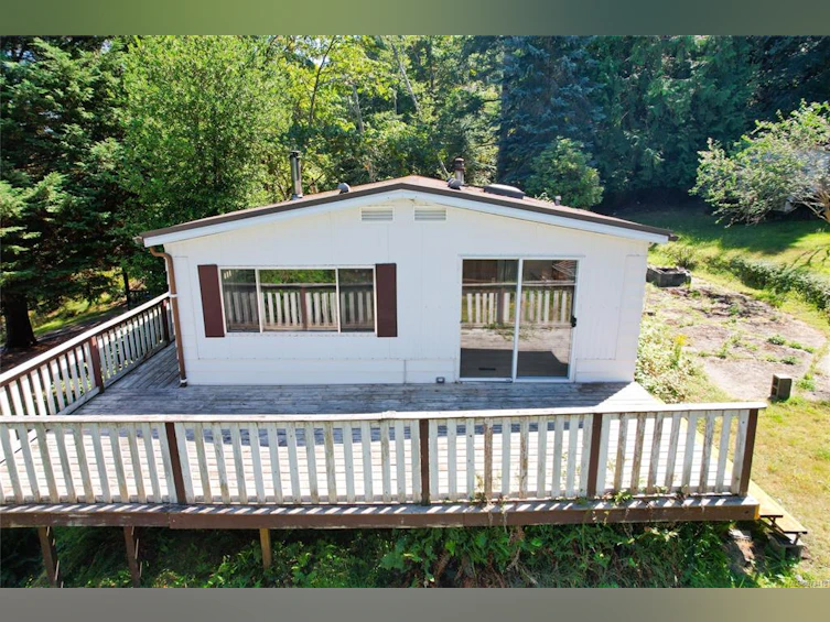 1461 Moby Dick's Way, Gabriola Island, BC, V0R 1X5 - 2