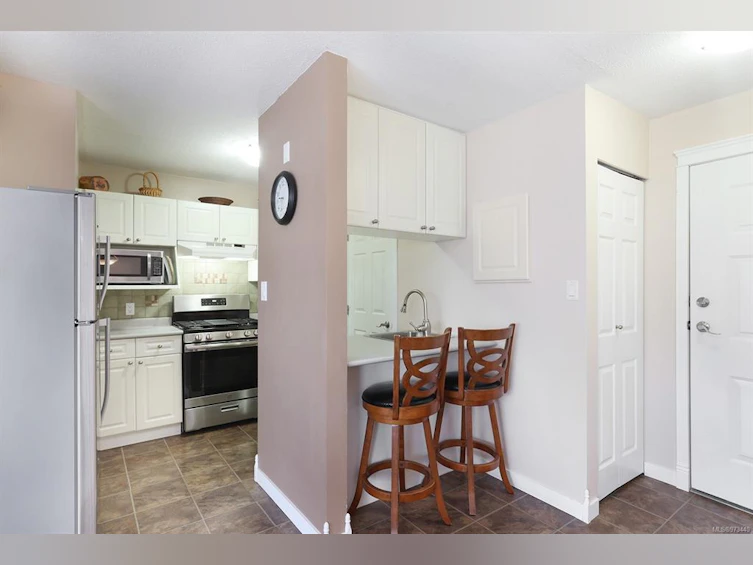 301-1105 Henry Road, Courtenay, BC, V9J 1L0 - 12