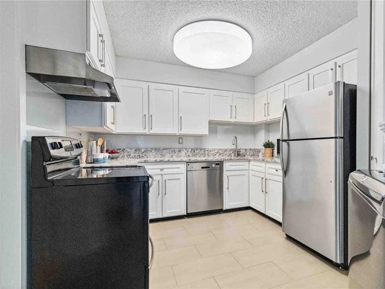 404-1148 Goodwin Street, Oak Bay, BC, V8S 5H2 - 10