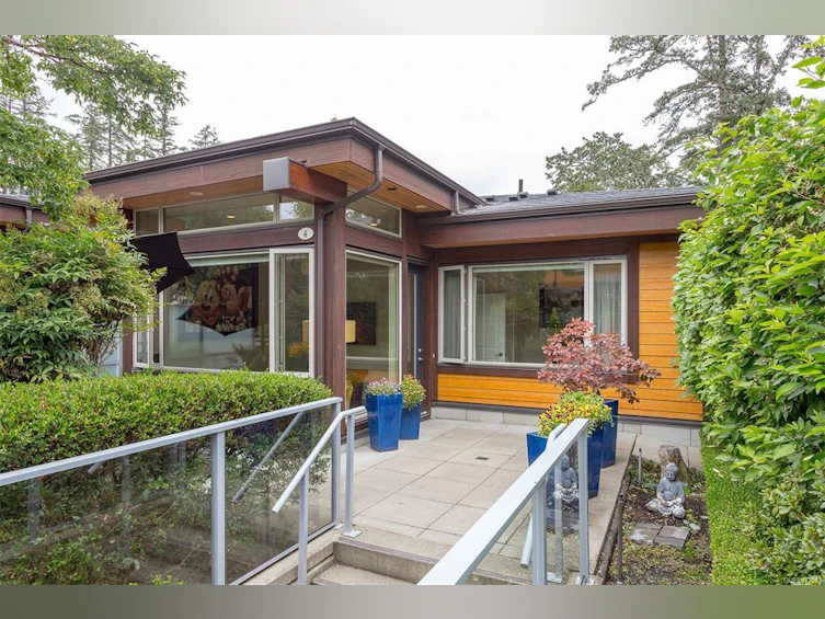 4-2151 W Burnside Road, View Royal, BC, V8R 0P5 - 2