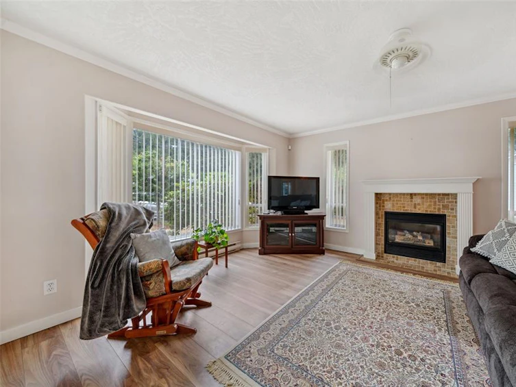 181 Johnson Place, Lake Cowichan, BC, V0R 2G0 - 8