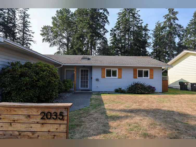 2035 Noel Avenue, Comox, BC, V9M 1Z1 - 16