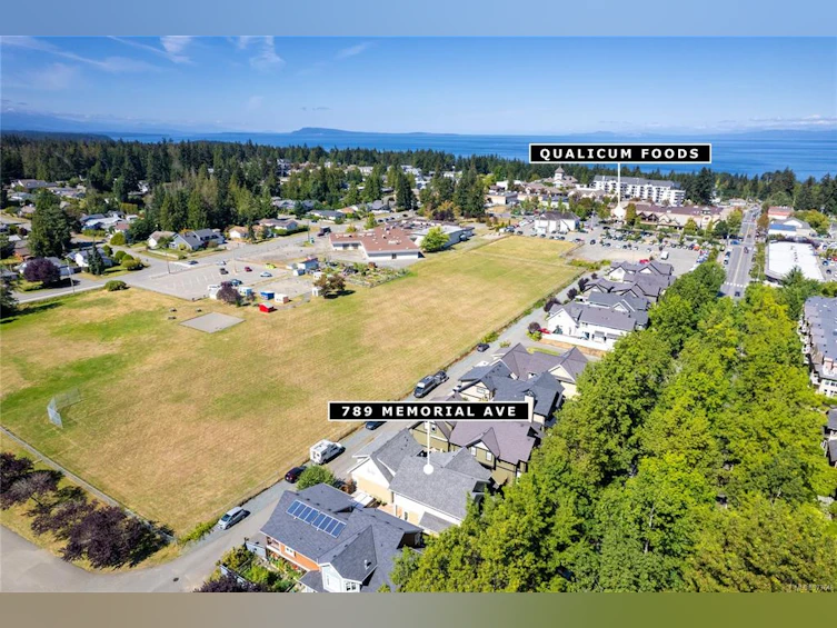 789 Memorial Avenue, Qualicum Beach, BC, V9K 2T4 - 10