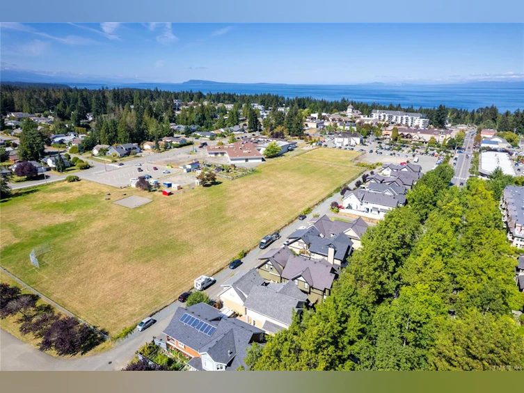 789 Memorial Avenue, Qualicum Beach, BC, V9K 2T4 - 61