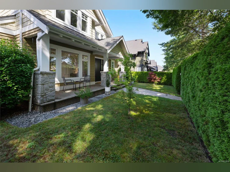 789 Memorial Avenue, Qualicum Beach, BC, V9K 2T4 - 66