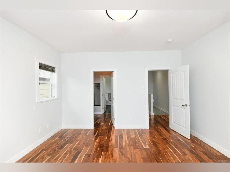 2568 Kendal Avenue, Cumberland, BC, V0R 1S0 - 19