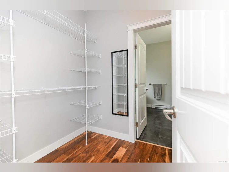 2568 Kendal Avenue, Cumberland, BC, V0R 1S0 - 20