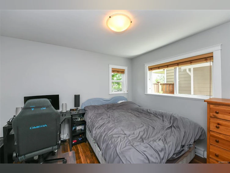 2568 Kendal Avenue, Cumberland, BC, V0R 1S0 - 28
